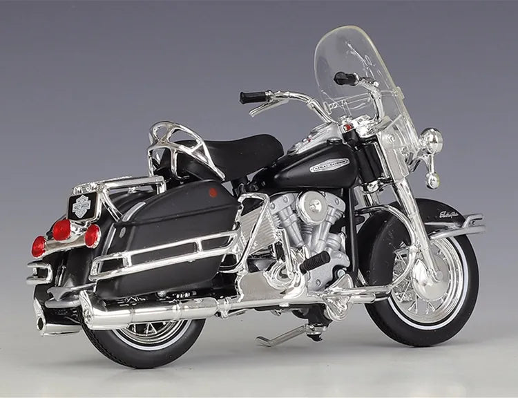 1:18 Harley-Davidson 1966 FLH Electra Glide