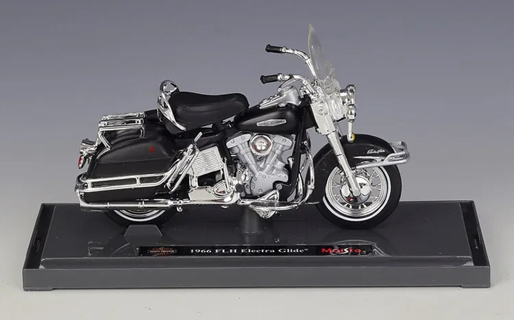 1:18 Harley-Davidson 1966 FLH Electra Glide