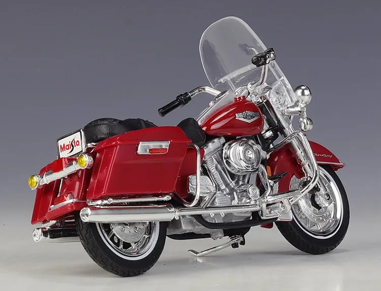 1:18 Harley-Davidson 1999 FLHR Road King