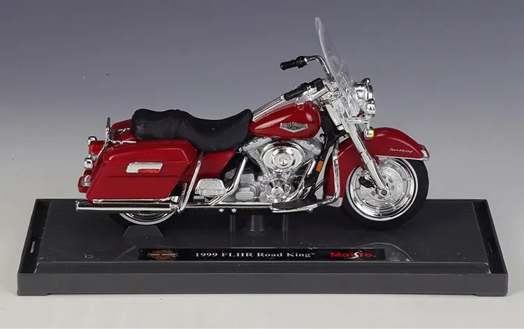 1:18 Harley-Davidson 1999 FLHR Road King