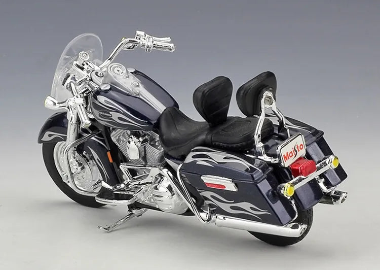 1:18 Harley-Davidson 2002 FLHRSEI CVO Custom Motorcycle Model