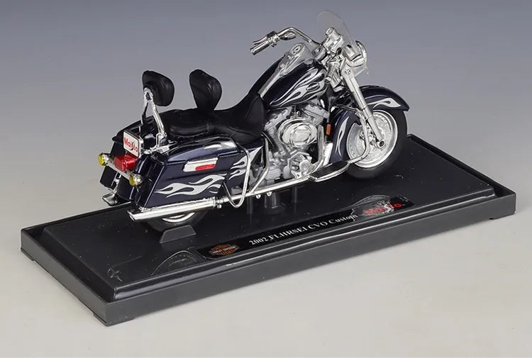 1:18 Harley-Davidson 2002 FLHRSEI CVO Custom Motorcycle Model