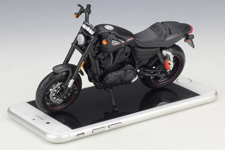 1:18 Harley-Davidson 2011 XR 1200X Motorcycle Model