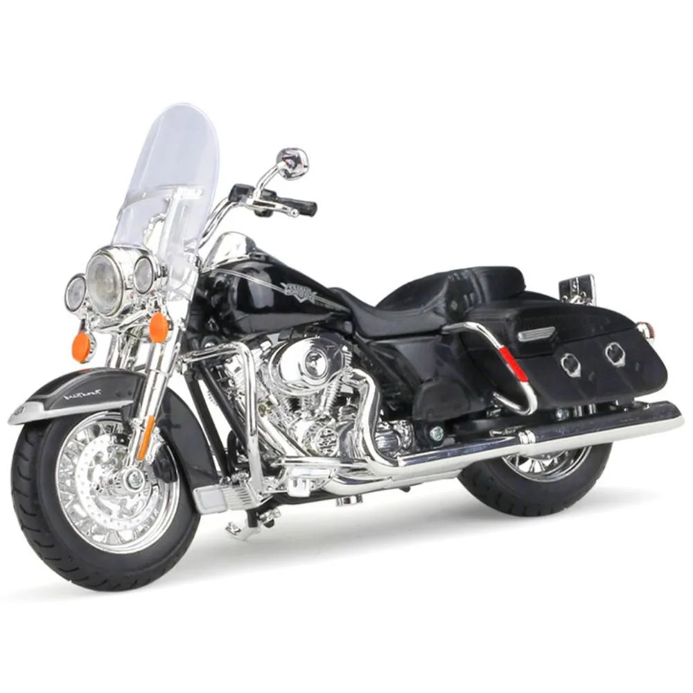 1:12 Harley-Davidson 2013 FLHRC Road King Classic 2013 FLHRC Motorcycle Model