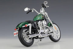 1:12 Harley-Davidson 2013 XL 1200V Seventy-Two Motorcycle Model