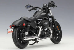 1:12 Harley-Davidson 2014 Sportster Iron 883