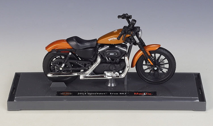 1:18 Harley-Davidson 2014 Sportster Iron 883 Motorcycle Model