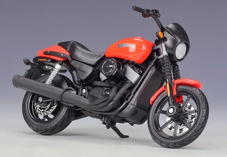 1:18 Harley-Davidson 2015 Street 750 Motorcycle Model