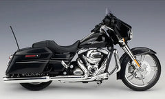 1:12 Harley-Davidson 2015 Street Glide Spécial 