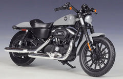 1:18 Harley-Davidson 2022 Sportster Iron 883