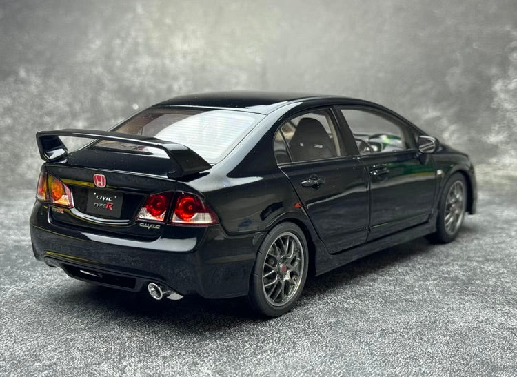 1:18 Honda 2007 Civic Type R FD2 Die Cast Model Car