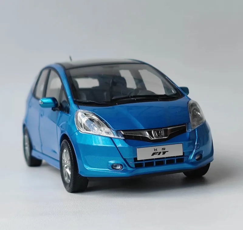 1:18 Honda 2007 Fit/Jazz Die Cast Model Car