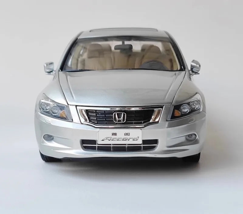 1:18 Honda 2008 Accord Silver Die Cast Model Car