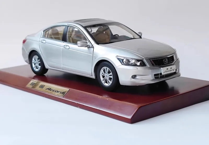 1:18 Honda 2008 Accord Die Cast Model Car