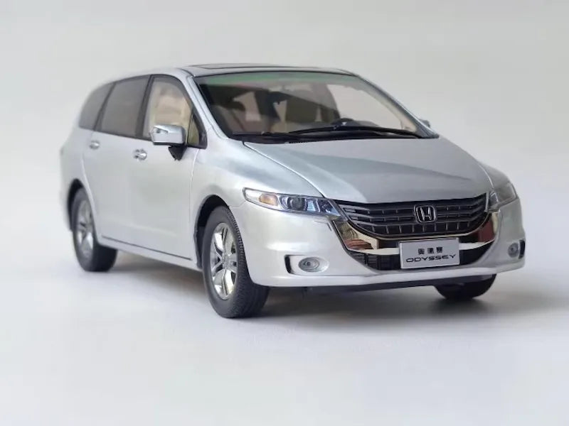 1:18 Honda 2008 Odyssey RB3 Die Cast Model Car