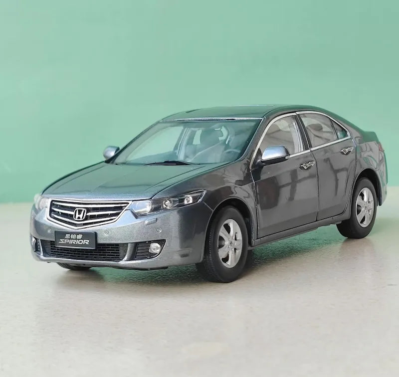 1:18 Honda 2009 Spirior Die Cast Model Car