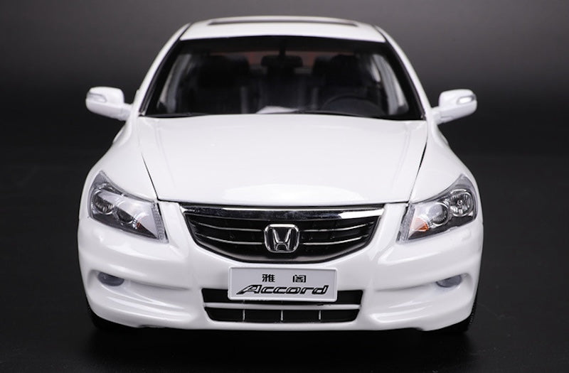 1:18 Honda 2013 Accord 9th Die Cast Model Car