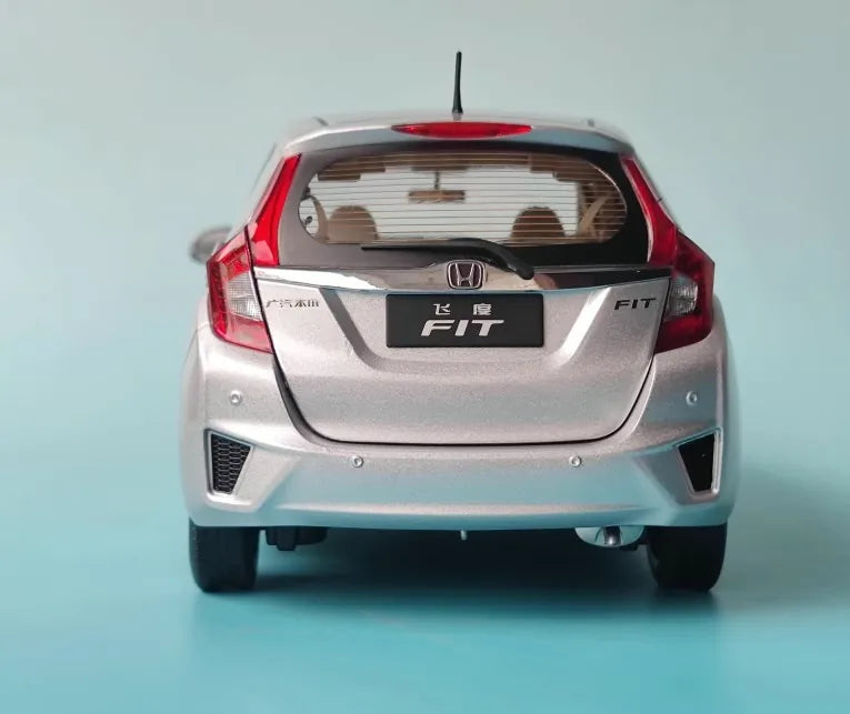 1:18 Honda 2013 Fit/Jazz Die Cast Model Car