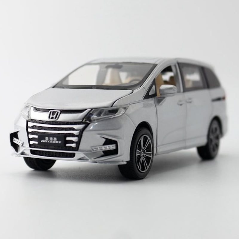 1:32 Honda 2013 Odyssey Silver Die Cast Model Car