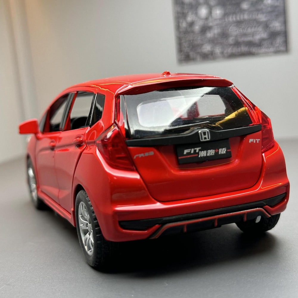 1:32 Honda 2015 Fit 3rd Die Cast Model Car