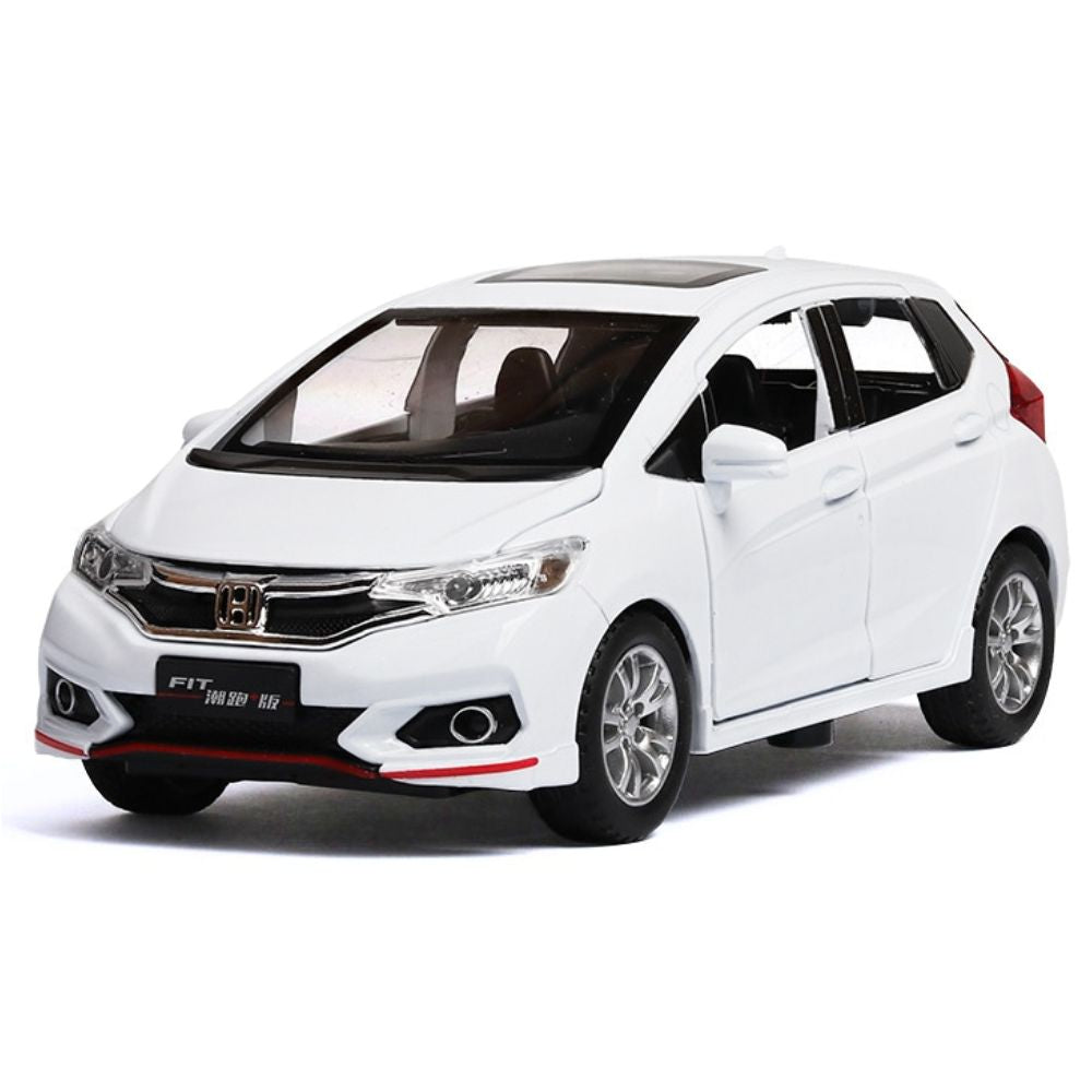 1:32 Honda 2015 Fit 3rd White Die Cast Model Car