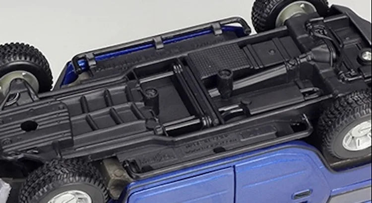 1:24 Hummer 2003 H2 SUV