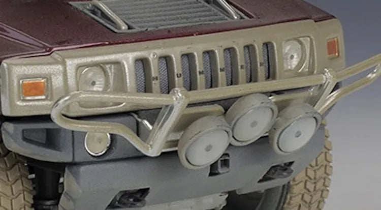 1:18 Hummer 2005 H2 SUT Die Cast Model Car