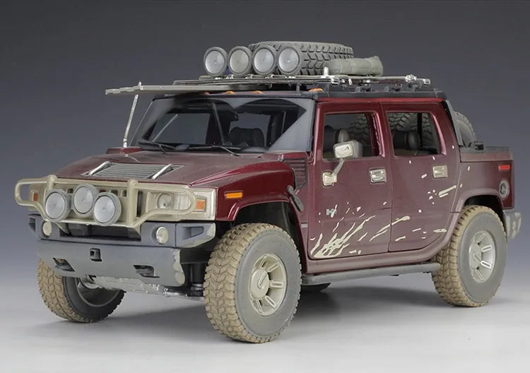 1:18 Hummer 2005 H2 SUT Die Cast Model Car