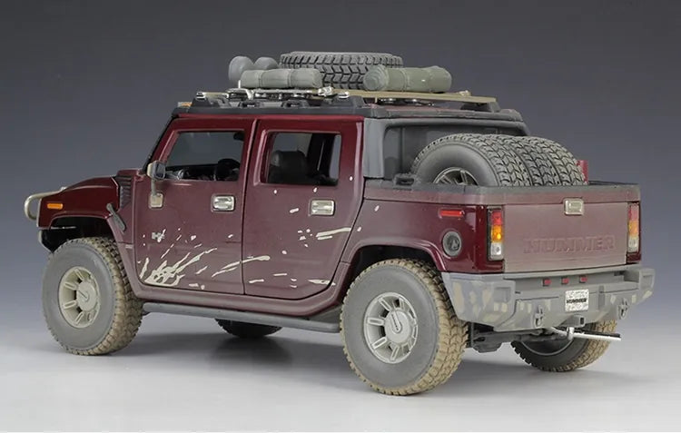 1:18 Hummer 2005 H2 SUT Die Cast Model Car