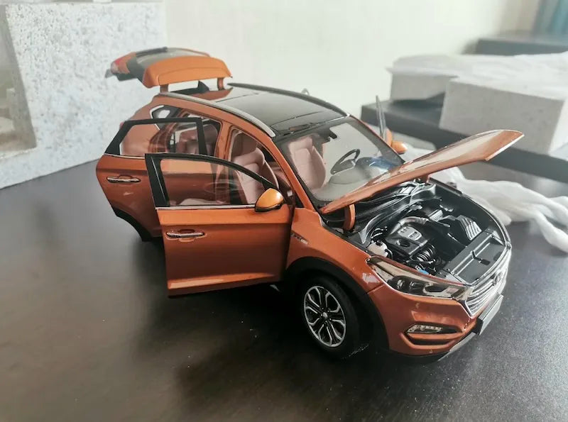 1:18 Hyundai 2015 Tucson IX35 Die Cast Model Car