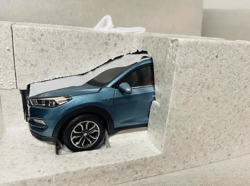 1:18 Hyundai 2015 Tucson IX35 Die Cast Model Car