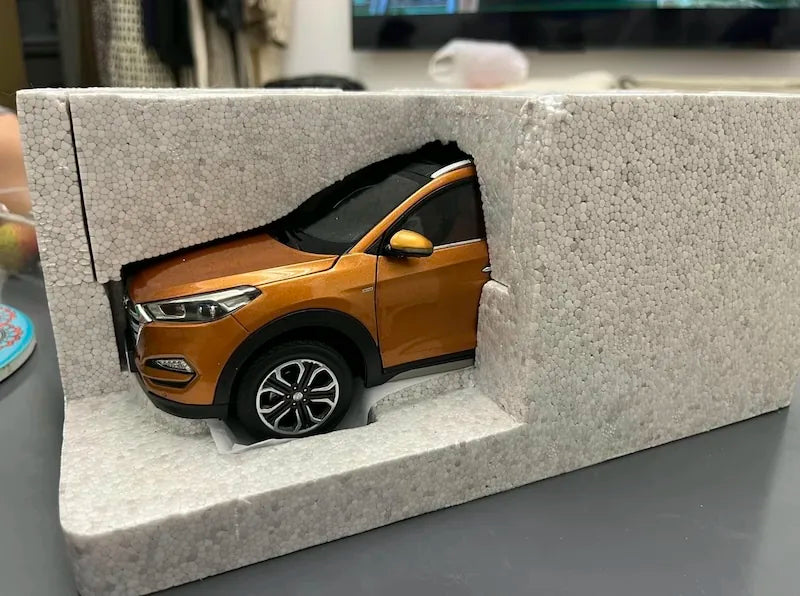 1:18 Hyundai 2015 Tucson IX35 Die Cast Model Car