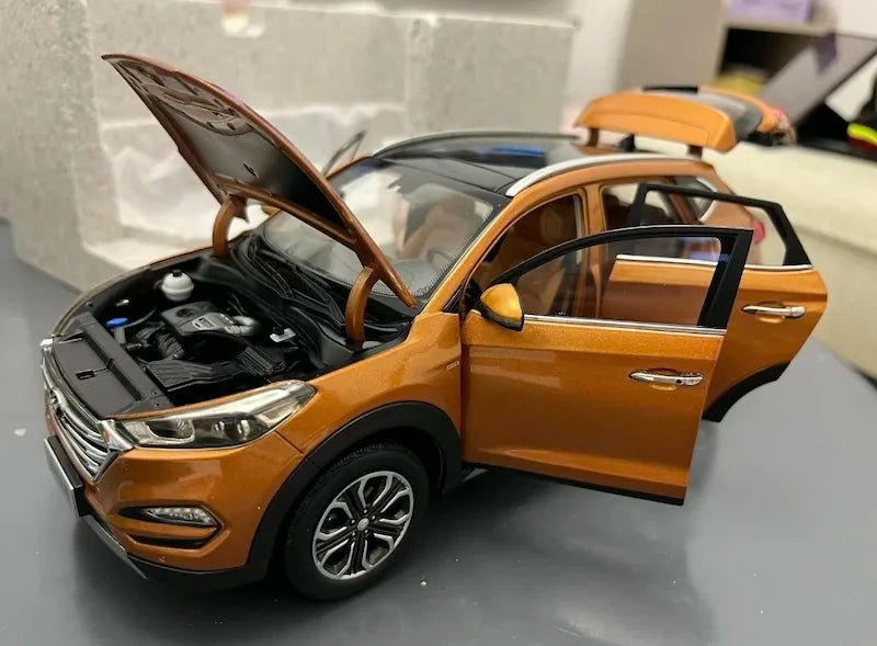 1:18 Hyundai 2015 Tucson IX35 Die Cast Model Car