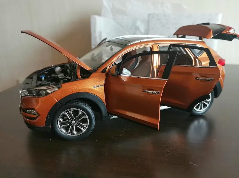 1:18 Hyundai 2015 Tucson IX35 Die Cast Model Car