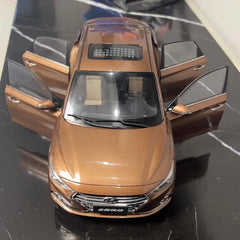 1:18 Hyundai 2017 Celesta Brown Die Cast Model Car