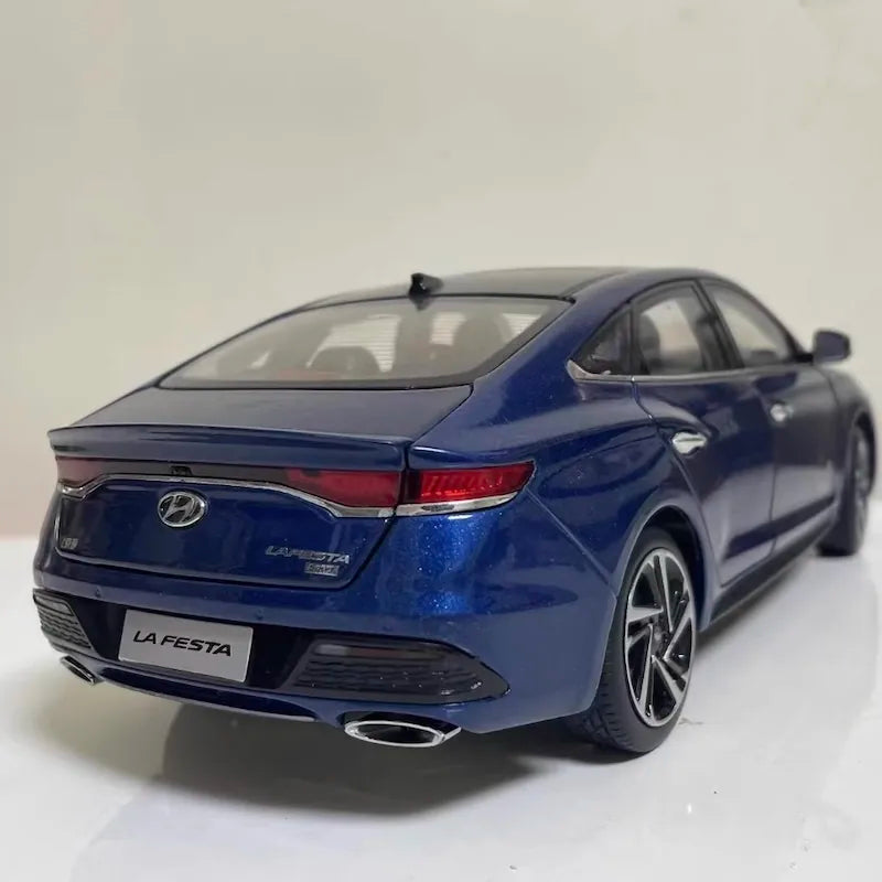 1:18 Hyundai 2018 Lafesta Die Cast Model Car