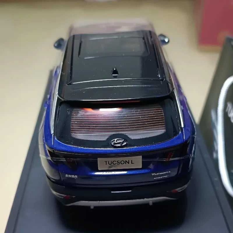 1:18 Hyundai 2021 Tucson L Die Cast Model Car