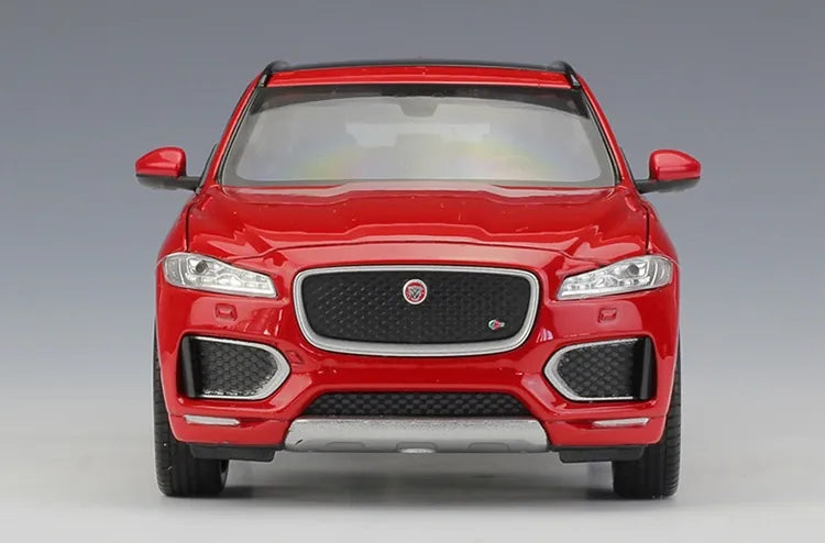 1:24 Jaguar F-Pace del 2016 