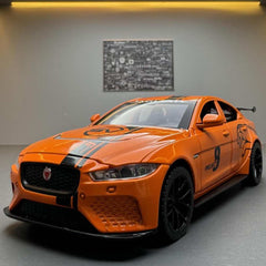 1:32 Jaguar 2017 XE SV Project 8 Die Cast Model Car