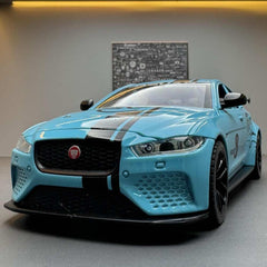 1:24 Jaguar 2017 XE SV Project 8 Die Cast Model Car