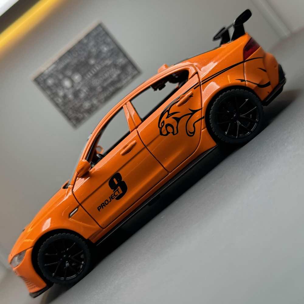 1:32 Jaguar 2017 XE SV Project 8 Die Cast Model Car