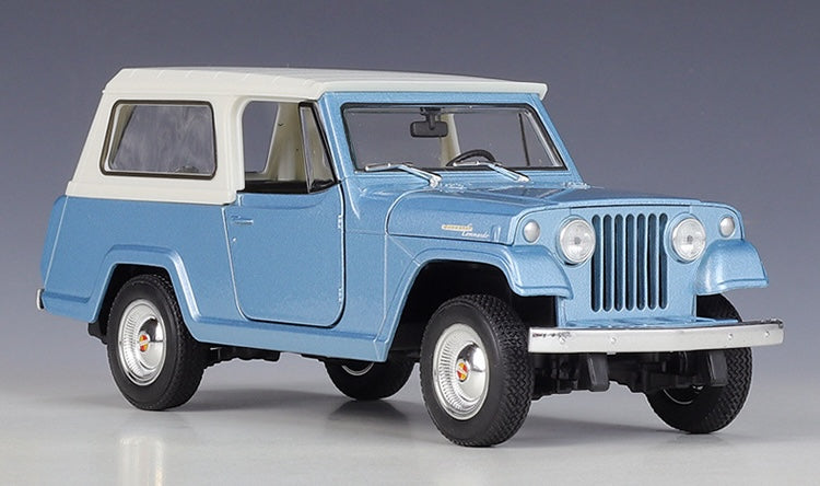 1:24 Jeep 1967 Jeepster Commando Station Wagon Die Cast Model Car