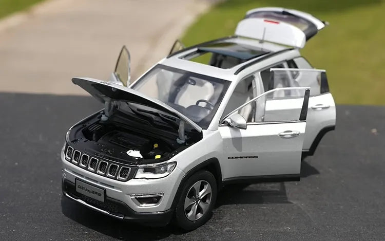 1:18 Jeep 2017 Compass