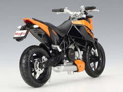 1:18 KTM 2008 690 Duke Motorcycle Model