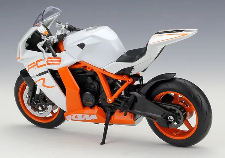 1:10 KTM 2011 RC8 1190 R Motorcycle Model