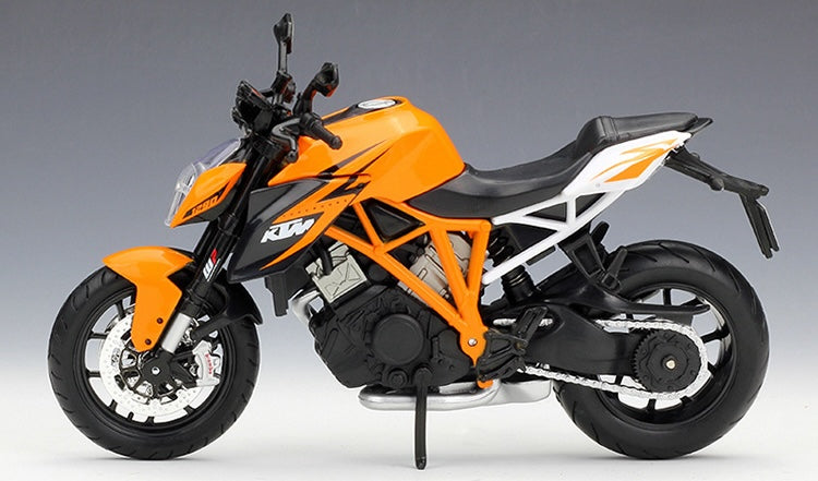 1:12 KTM 2015 1290 Super Duke R Motorcycle Model