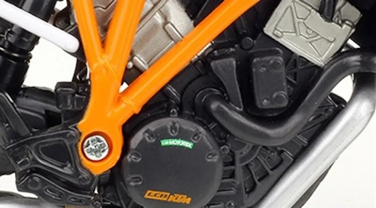 1:12 KTM 2015 1290 Super Duke R