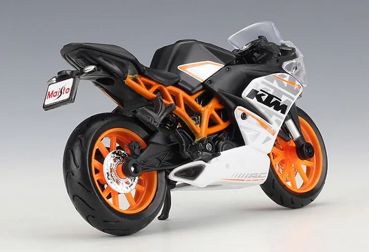 1:18 KTM 2015 RC 390 