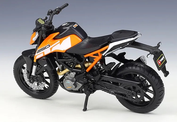 1:18 KTM 2017 250 Duke