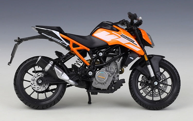 1:18 KTM 2017 250 Duke Motorcycle Model